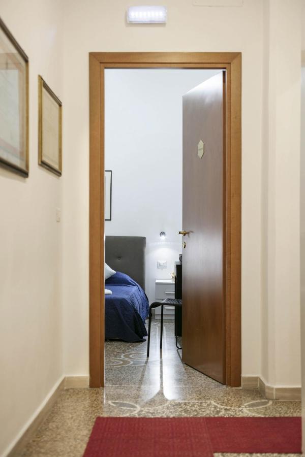 Lorenzo'S - Vatican Guest House Rom Exteriör bild
